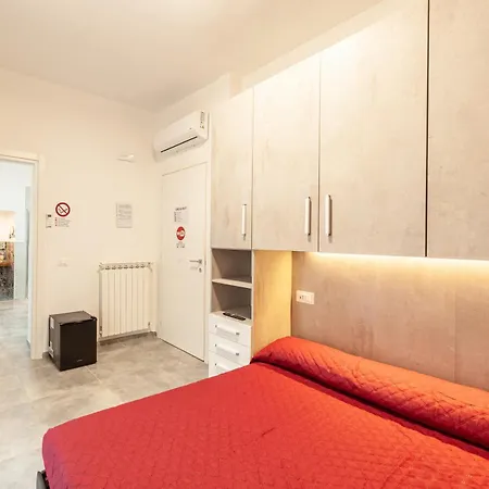 Holidays 197 Vendégház 3*